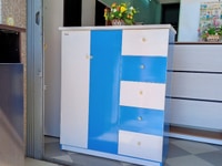 Tủ đựng áo quần trẻ em có sẵn tại showroom, giá rẻ Tủ đựng áo quần trẻ em có sẵn tại showroom, giá rẻ