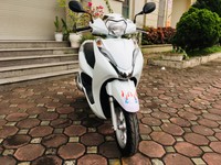 Honda Lead 125 Fi màu trắng nâu 2018 chính chủ Honda Lead 125 Fi màu trắng nâu 2018 chính chủ