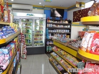 Tuyển nhân viên nam nữ bán hàng lao động phổ thông Tuyển nhân viên nam nữ bán hàng lao động phổ thông