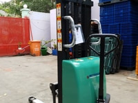 Xe nâng bán tự động, xe nâng điện ắc quy SES Xe nâng bán tự động, xe nâng điện ắc quy SES