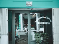 Cần sang nhượng lại shop quần áo phú nhuận hcm Cần sang nhượng lại shop quần áo phú nhuận hcm