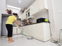 Cần gấp 1 cô giúp việc nhà, biết nấu ăn Cần gấp 1 cô giúp việc nhà, biết nấu ăn