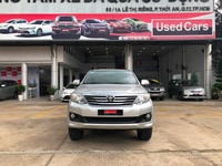 Bán Fortuner V 2014 chạy ít 104.000km . Xe đẹp, giá còn fix Bán Fortuner V 2014 chạy ít 104.000km . Xe đẹp, giá còn fix