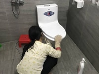 Cần tuyển một người giúp việc nhà một người chăm người già 1 giữ em bé Cần tuyển một người giúp việc nhà một người chăm người già 1 giữ em bé