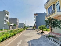 Hiện em đang có lô đất đẹp trong khu Tái Định Cư Phú Xuân 26ha Hiện em đang có lô đất đẹp trong khu Tái Định Cư Phú Xuân 26ha