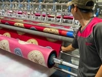 Tuyển 10 NAM - NỮ lao động phổ thông làm việc tại vĩnh lộc B