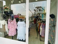Shop quần áo đường Nguyễn An Ninh , Dĩ An Shop quần áo đường Nguyễn An Ninh , Dĩ An