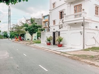 Bán Gấp nền Kế góc 150m2 Thổ Cư sổ hồng riêng .Đối diện chợ Bán Gấp nền Kế góc 150m2 Thổ Cư sổ hồng riêng .Đối diện chợ