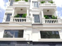 Bán căn biệt thự 5x35m sử dụng hơn 300m2.MT 1/ hà huy giáp Bán căn biệt thự 5x35m sử dụng hơn 300m2.MT 1/ hà huy giáp