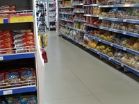 Tuyển nhân viên nam/nữ làm trực tiếp bán hàng tại quầy Tuyển nhân viên nam/nữ làm trực tiếp bán hàng tại quầy