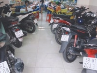 Tuyển thợ hớt tóc nam có kinh nghiệm lâu năm Tuyển thợ hớt tóc nam có kinh nghiệm lâu năm