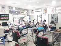 Tuyển thợ Tóc phụ mới vào nghề nam-nữ làm việc tại Quận 2 Tuyển thợ Tóc phụ mới vào nghề nam-nữ làm việc tại Quận 2