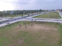 Bán 5 lô kế nhau, diện tích 100m, sổ sẵn, gần Vincom Vĩnh Long Bán 5 lô kế nhau, diện tích 100m, sổ sẵn, gần Vincom Vĩnh Long