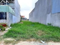 Miếng đất ngay nước mía vườn cau 60m2 cần bán gấp Miếng đất ngay nước mía vườn cau 60m2 cần bán gấp