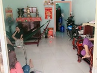 Chính chủ bán gấp nhà trệt lầu hẻm 1 trục thẳng đẹp p16. Chính chủ bán gấp nhà trệt lầu hẻm 1 trục thẳng đẹp p16.