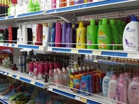 Tuyển trực tiếp kế toán bán hàng và thu ngân tại quầy siêu thị mini Tuyển trực tiếp kế toán bán hàng và thu ngân tại quầy siêu thị mini