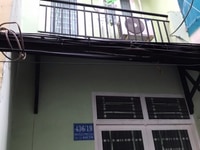 Nhà ở khu an ninh , thích hợp cho 1,2 người ở . Thuận tiện : gần chợ. Nhà ở khu an ninh , thích hợp cho 1,2 người ở . Thuận tiện : gần chợ.