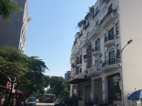 Bán nhà phố Dịch Vọng Hậu. DT: 110m2, MT: 5,5m, 7 tầng thang máy Nhật. Bán nhà phố Dịch Vọng Hậu. DT: 110m2, MT: 5,5m, 7 tầng thang máy Nhật.