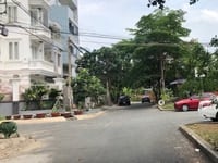MT Lê Trung Nghĩa, P12, Q. TB. 10 máy lạnh. 6.5x17.5m. Giá: 28tr/th MT Lê Trung Nghĩa, P12, Q. TB. 10 máy lạnh. 6.5x17.5m. Giá: 28tr/th
