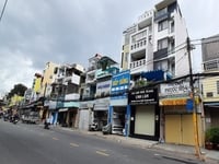 Bán Nhà Mặt Tiền Lạc Long Quân, Giá Rẻ, Vị Trí Vàng Muôn Ngàn Tiện Ích