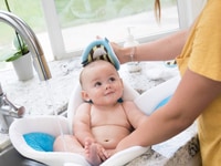 Gia đình tôi đang cần tuyển người giúp việc chu đáo và siêng năng Gia đình tôi đang cần tuyển người giúp việc chu đáo và siêng năng