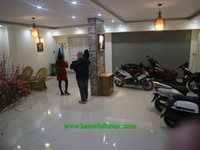 Căn hộ mới,có ban công,đủ đồ,nhiều ánh sáng cho thuê gần Hồ Hoàng Cầu Căn hộ mới,có ban công,đủ đồ,nhiều ánh sáng cho thuê gần Hồ Hoàng Cầu
