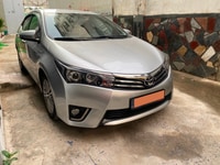 Bán xe Toyota Corolla Altis 2016 bản 1.8G, số tự động màu bạc Bán xe Toyota Corolla Altis 2016 bản 1.8G, số tự động màu bạc