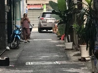 Sát mặt tiền - Hẻm xe hơi Ngã tư Phú Nhuận - 4 tầng Sân thượng mới Sát mặt tiền - Hẻm xe hơi Ngã tư Phú Nhuận - 4 tầng Sân thượng mới