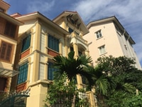 Cho thuê Biệt thự D6 Dường lạc long quân, 257m2 x 4 tầng 10 phòng Cho thuê Biệt thự D6 Dường lạc long quân, 257m2 x 4 tầng 10 phòng