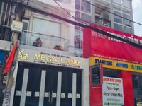 Mặt tiền 1 trệt 2 lầu kinh doanh tốt đường 22, phước long B giá 7 tỷ Mặt tiền 1 trệt 2 lầu kinh doanh tốt đường 22, phước long B giá 7 tỷ