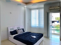 Phòng mới, đẹp, có ban công, nội thất. Gần chợ Phạm Văn Hai Phòng mới, đẹp, có ban công, nội thất. Gần chợ Phạm Văn Hai