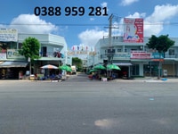 Bán gấp kiot chợ 2 tầng chính chủ trung tâm TX Bến Cát,77m2, Đường 20m Bán gấp kiot chợ 2 tầng chính chủ trung tâm TX Bến Cát,77m2, Đường 20m