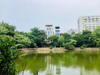 Cho thuê tầng 4, 5 diện tích sàn 130m2, có hầm để xe, 80 Chùa Láng