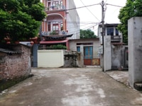 Bán Cắt lỗ nhỉnh 1 tỷ Đất Hồ 90m2 sẵn nhà 2 tầng mặt tiền 6m ngõ 5,5m Bán Cắt lỗ nhỉnh 1 tỷ Đất Hồ 90m2 sẵn nhà 2 tầng mặt tiền 6m ngõ 5,5m