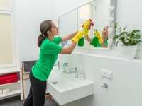 Cần người chăm con tôi tại nhà, người làm việc gia đình, người chăm bà Cần người chăm con tôi tại nhà, người làm việc gia đình, người chăm bà