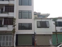Cho thuê nhà mặt đường Nguyễn Văn Huyên, làm văn phòng