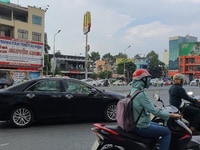 10m ra mặt tiền Quận1 Giá sốc 11 tỷ 4*25m 100m2 đầu tư CHDV 10m ra mặt tiền Quận1 Giá sốc 11 tỷ 4*25m 100m2 đầu tư CHDV