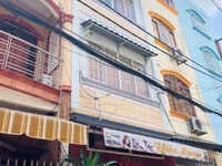 Nhà 2 mặt hxh 144 Âu Cơ, Vừa ở vừa kinh doanh 4x14.2m 4T, chi 6,7 tỷ Nhà 2 mặt hxh 144 Âu Cơ, Vừa ở vừa kinh doanh 4x14.2m 4T, chi 6,7 tỷ