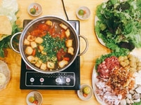 Tuyển dụng tạp vụ, nhân viên phục vụ dọn dẹp quán ăn Tuyển dụng tạp vụ, nhân viên phục vụ dọn dẹp quán ăn
