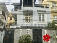 Bán gấp hẻm xe hơi Hồ Văn Huê, cách mặt tiền 1 căn 5.6*18.4m, Trệt 3L Bán gấp hẻm xe hơi Hồ Văn Huê, cách mặt tiền 1 căn 5.6*18.4m, Trệt 3L