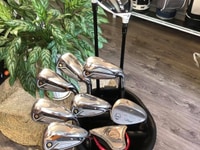 Bán rẻ bộ gậy golf taylormade mới 90% Bán rẻ bộ gậy golf taylormade mới 90%