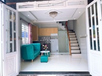 Nhà sổ hồng 2 lầu, đường xe hơi Hà Huy Giáp