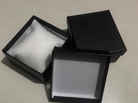 Hộp đồng hồ kèm gối bông gía rẻ Hộp đồng hồ kèm gối bông gía rẻ