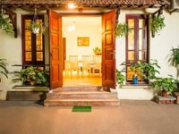 Cho thuê căn hộ tầng 1, 3 số 6 Lê Thánh Tông, Hoàn Kiếm, view đẹp Cho thuê căn hộ tầng 1, 3 số 6 Lê Thánh Tông, Hoàn Kiếm, view đẹp