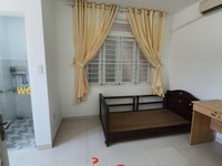 Xe hơi ngủ trong nhà Bùi Đình Túy Phường 12 Bình Thạnh Xe hơi ngủ trong nhà Bùi Đình Túy Phường 12 Bình Thạnh