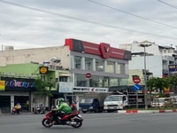 Tòa nhà MT Hậu Giang 14x28m 2 lầu ngay trục đường Chính Tòa nhà MT Hậu Giang 14x28m 2 lầu ngay trục đường Chính