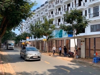 Bán gấp căn shophouse mặt tiền thới an 20m gần UBND q12