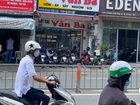 Cần nữ thợ phụ làm tóc nam ,làm ăn chia 5/5 có bao lương Cần nữ thợ phụ làm tóc nam ,làm ăn chia 5/5 có bao lương