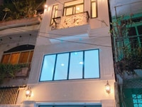 Chính chủ bán hẻm 8m 279/4 Huỳnh Văn Bánh, P11 Phú Nhuận. Chính chủ bán hẻm 8m 279/4 Huỳnh Văn Bánh, P11 Phú Nhuận.