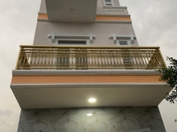 Bán nhà 2 lầu 1 trệt đường thông buôn bán thuận lợi